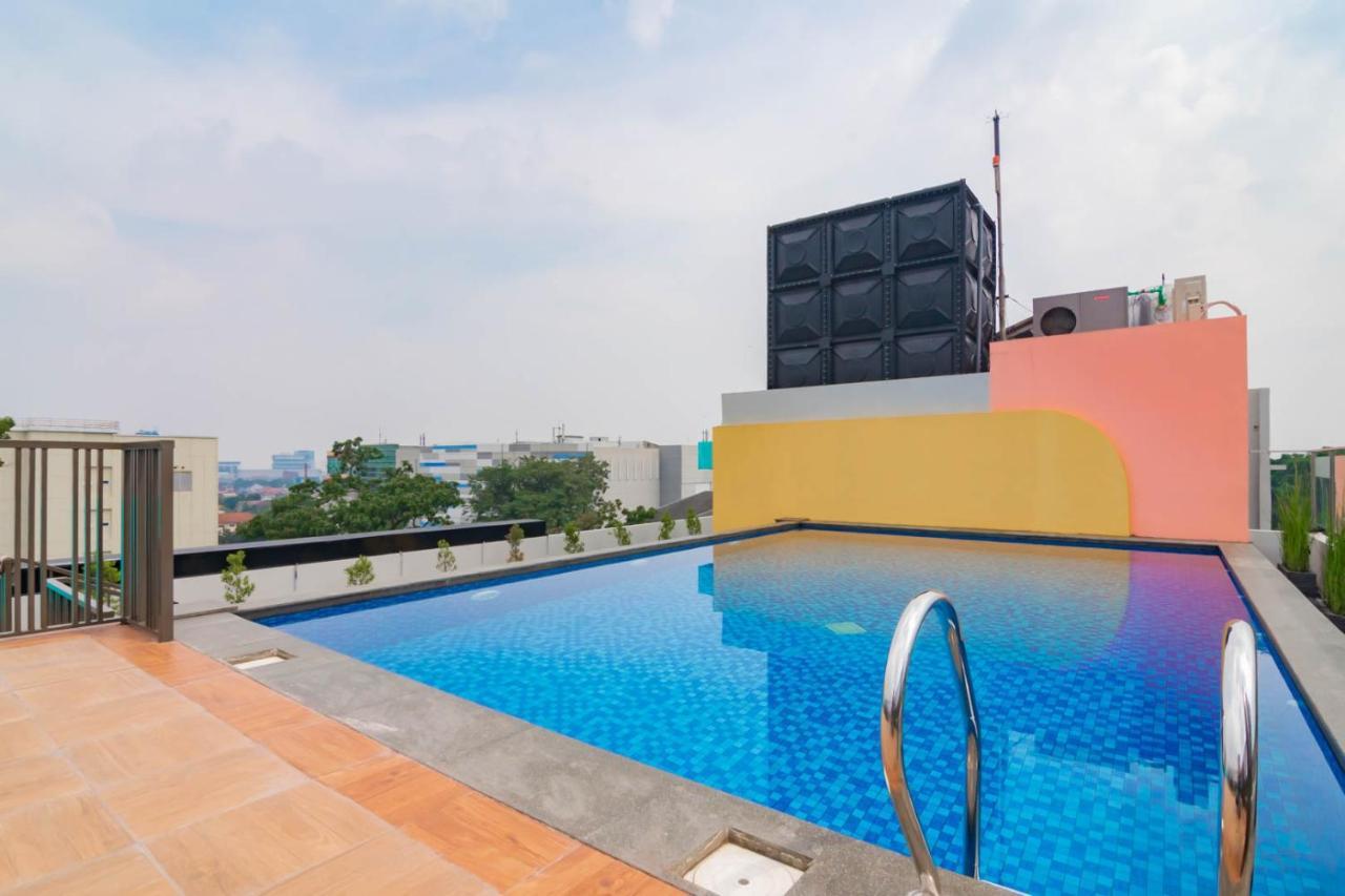 Sans Hotel Alexander Bandung Esterno foto