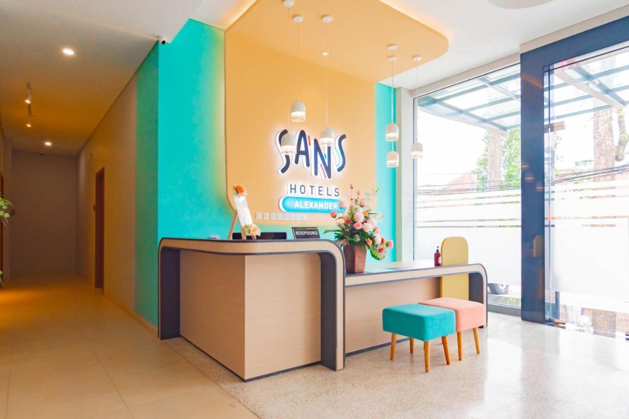 Sans Hotel Alexander Bandung Esterno foto