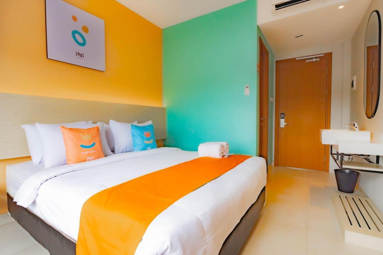 Sans Hotel Alexander Bandung Esterno foto
