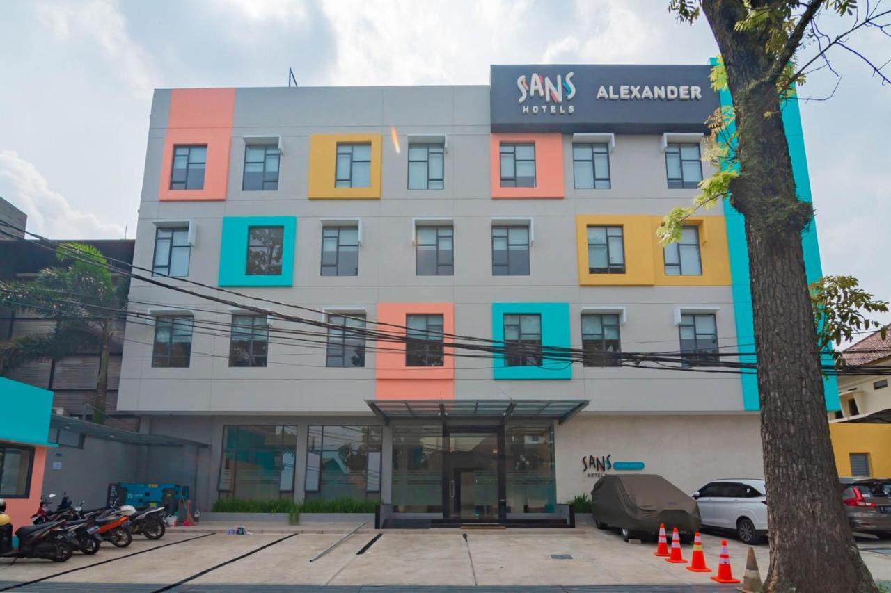 Sans Hotel Alexander Bandung Esterno foto