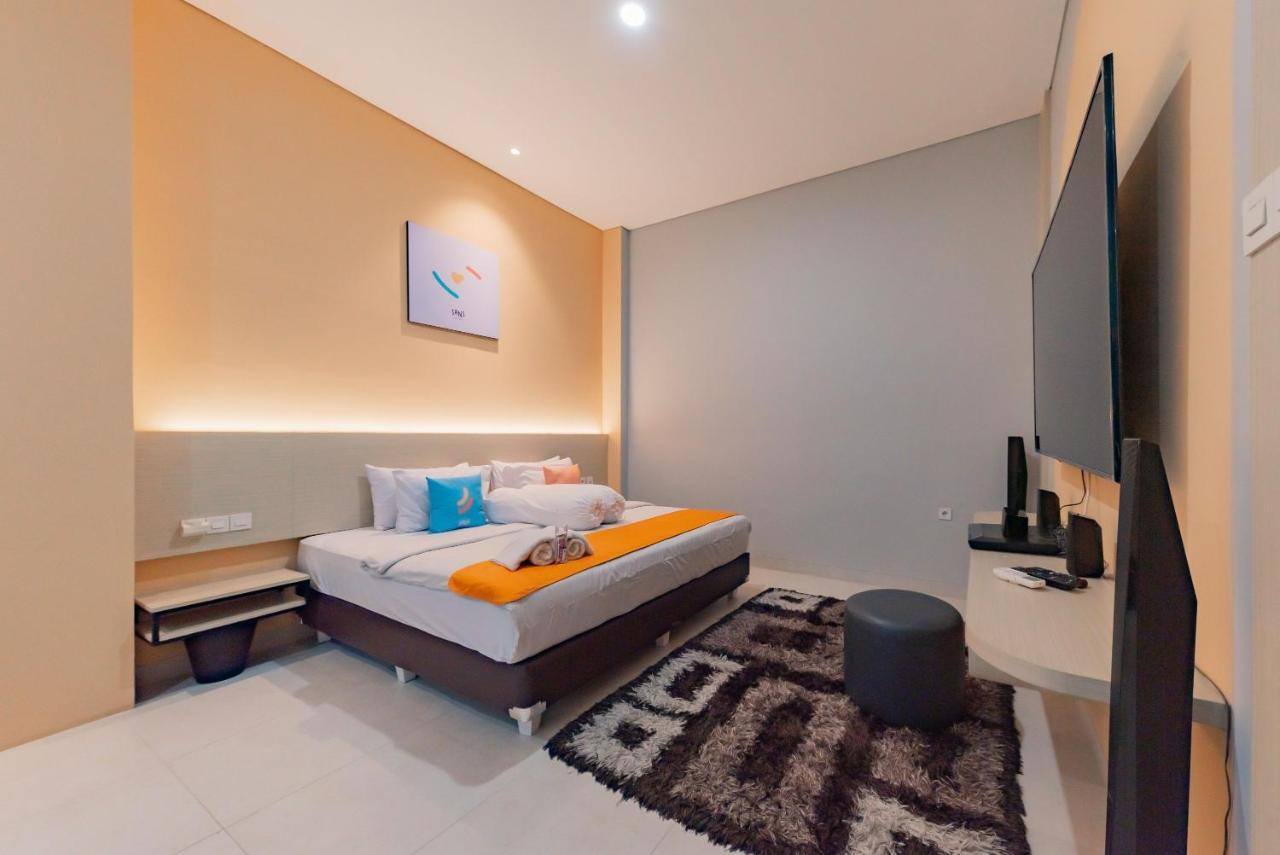 Sans Hotel Alexander Bandung Esterno foto