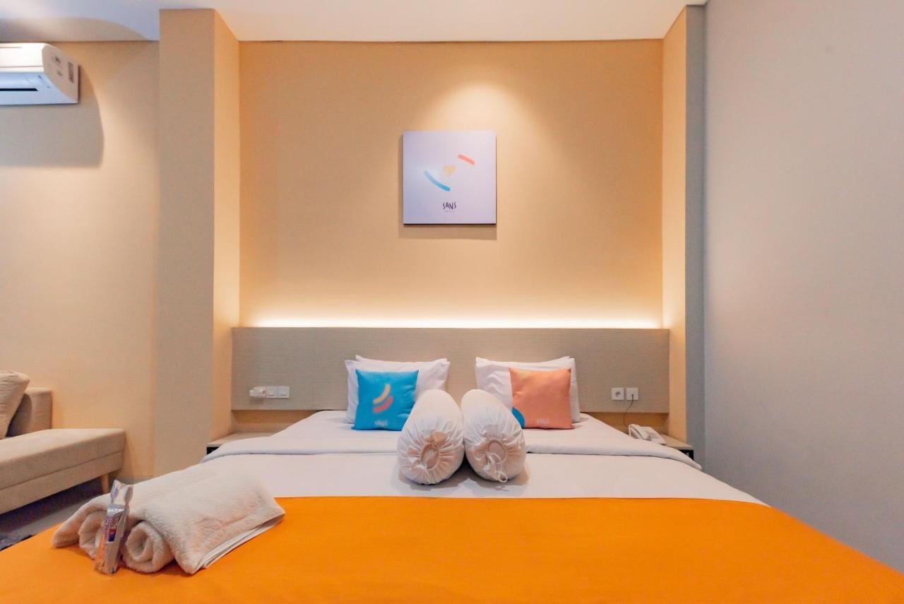 Sans Hotel Alexander Bandung Esterno foto